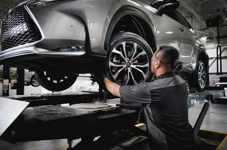 LexusDominion's tweet photo. Have a lot of things left on your to-do list before your family arrives for the holidays? Schedule Lexus service with us now and enjoy your time off later. https://t.co/lDIGPMaTiM