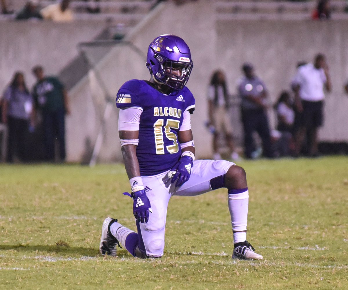AlmightyKins's tweet photo. The SWAC been like where you at ? I told 💂🏿‍♀️ I’m en-route ! https://t.co/F09ZqAluZw