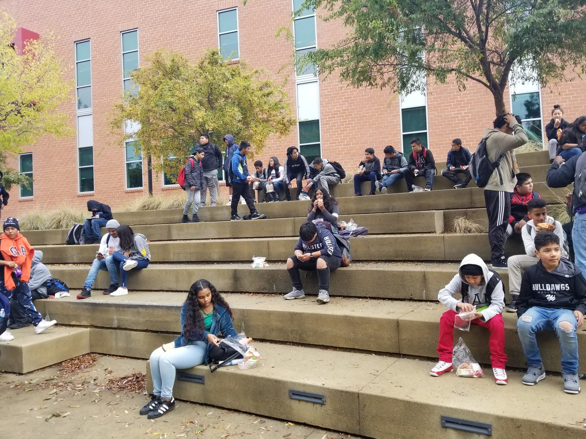DeJean Middle School tweet media