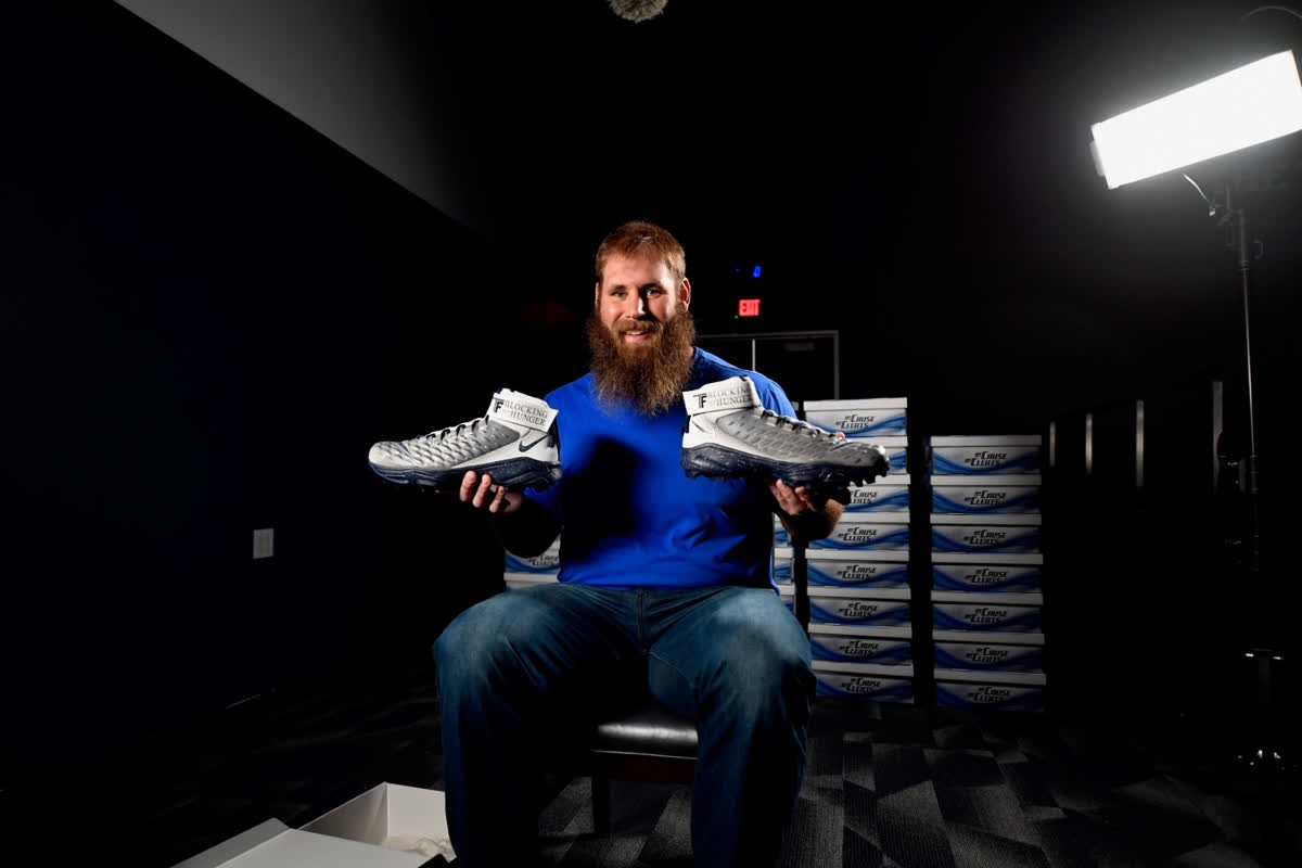 blockinghunger's tweet photo. Check out these new kicks 👞 @tfrederick72 will be repping the Blocking Out Hunger Foundation on his cleats this weekend as part of Week 14's #MyCauseMyCleats initiative! #BlockingOutHunger https://t.co/1LEKdBlX97