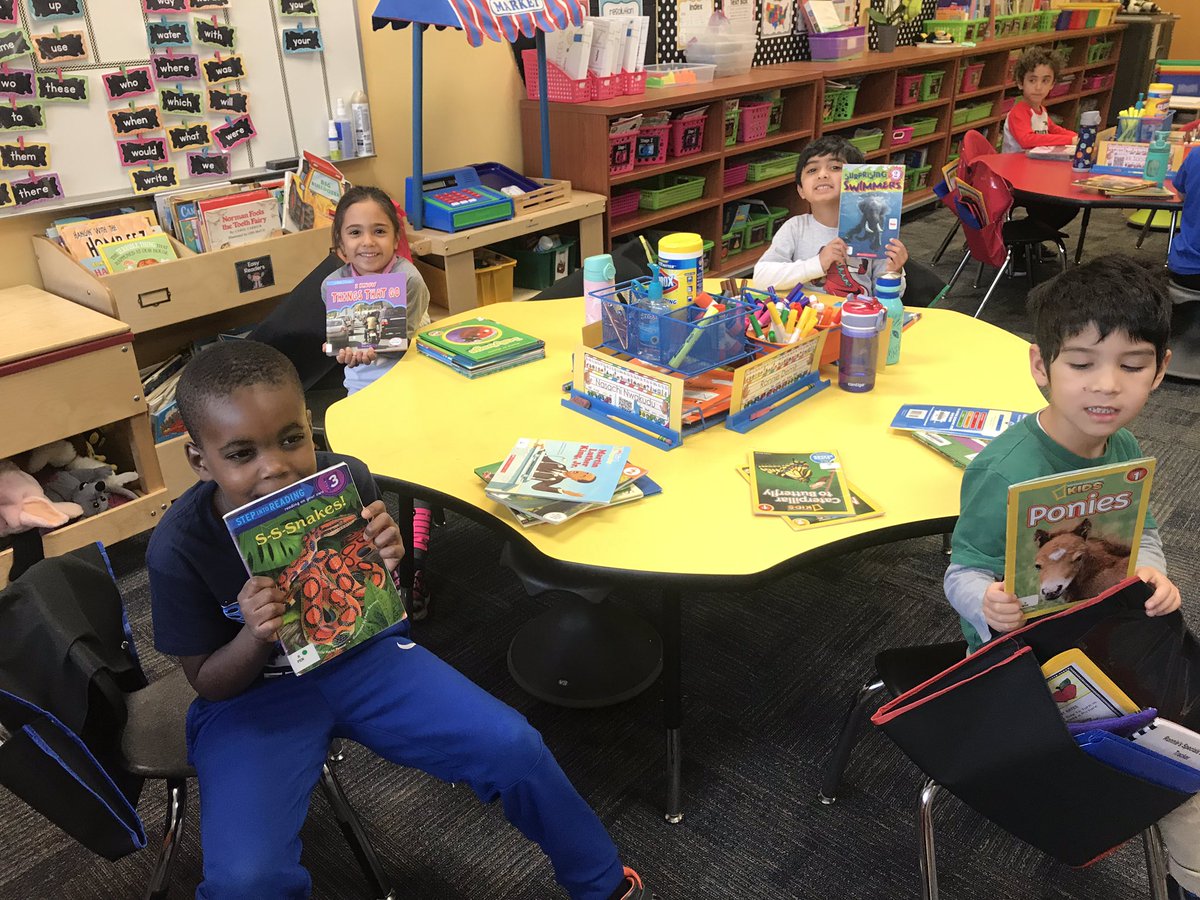KinderBrauer's tweet photo. The students are so excited about our new nonfiction unit. They enjoyed selecting nonfiction books for their book boxes. 📚 #d53learns https://t.co/rX7fwFWAIJ