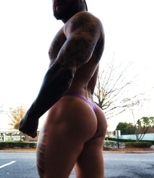 _project_durden's tweet photo. Are u ready to grow that booty 🍑 or just wanna get started working out 🏋️‍♀️ let me help you jumpstart 2020.

•50% off next 24 hours
•Dieting advice 
•Custom workout plans 
•Personal 1 on 1 coaching and check ins
•I’m ready to help you reach your goals https://t.co/lergz24YXk