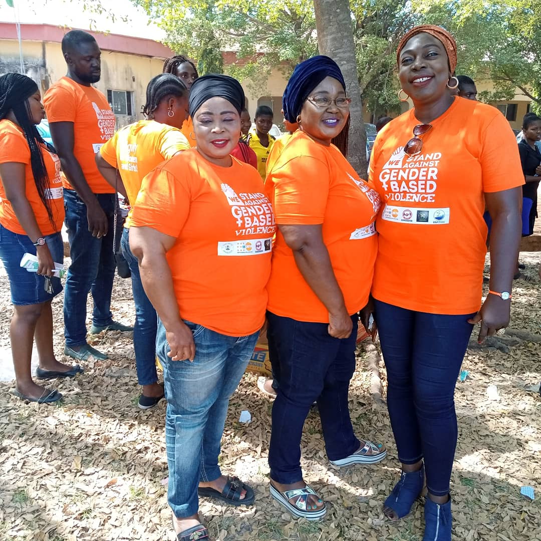 danielazembe's tweet photo. #16Days 
#16DaysOfActivism 
Benue's Firstlady takes GBV campaign to Govt Model School and Padopas Harmony Schools, Makurdi where students were sensitized on what is GBV and how to handle it.
#ngwfnogbv https://t.co/S1D6hwBF0y