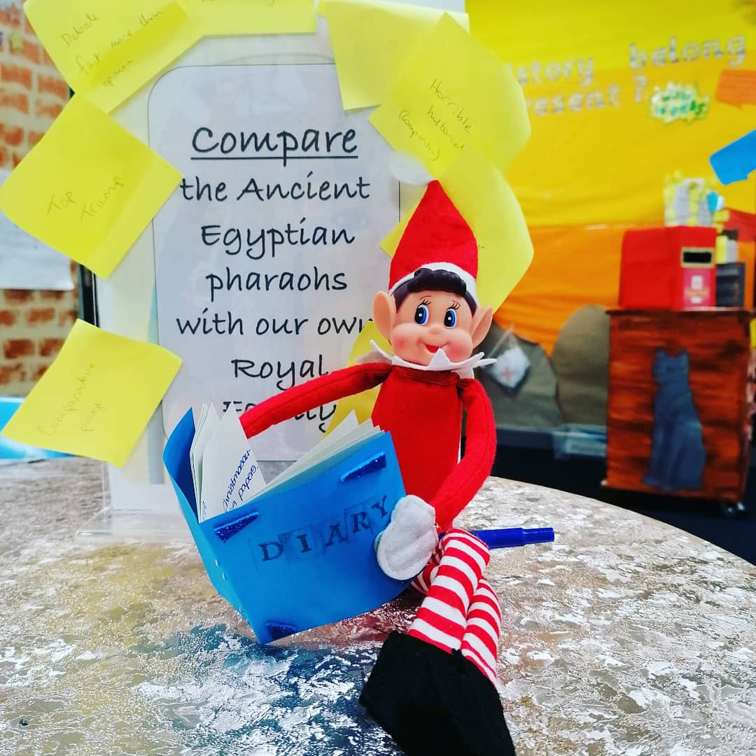 ByrneN29's tweet photo. Today, we caught Bobby writing in his diary. Sadly, he wasn't as good at it as we are so we rewrote it for him and made sure to include features like contractions, conjunctions, semi colons, first person pronouns and the past tense! #learninghook https://t.co/HAk7ijsLHC
