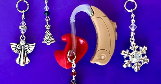 Looking for holiday gift ideas? Make sure to check out Hayleigh's Cherished Charms! Read about Hayleigh's hearing aid charms, tube twists, tube treasures, and cochlear bling:

hearoclub.com/2019/11/20/hay…