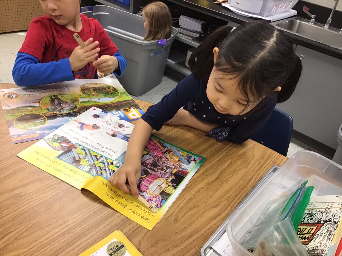 MrsJBurgin's tweet photo. We're using our latest issue of #ExplorerMagazine to find sight words we want to know quick as a snap! The joy of the learners was awesome! @APSLiteracy @APSscience @APSsocstudies @NatGeoEducation @GorongosaPark https://t.co/A4RhQbWTtQ