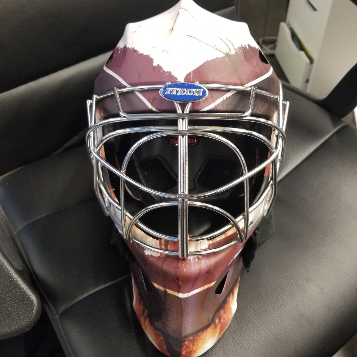 EminentGraphics's tweet image. This may be the largest helmet ever wrapped! That's not a camera trick - it's huge! So yes, we wrap helmets of all types and sizes! Here are some other helmets we wrapped recently. #hockey #hockeymask #hockeytown #hockeylife #goalie #vinyl #vinylwrap #vinylgraphics #wraps