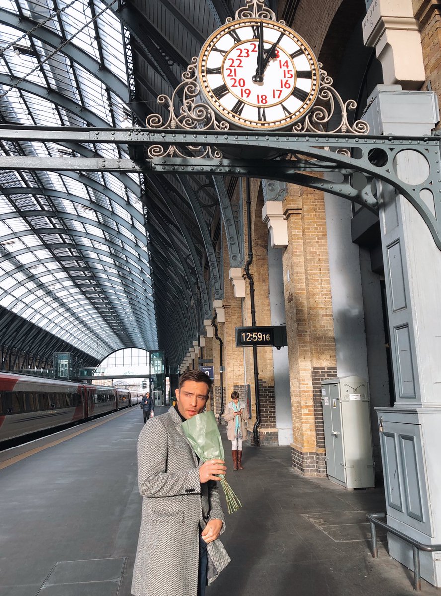 EdWestwick's tweet image. Railway romance 🌹