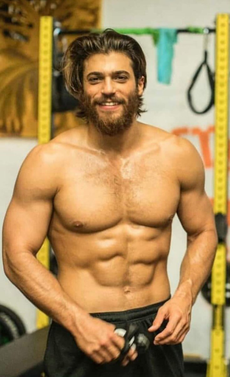 amiloqueen's tweet photo. Hot🔥 Handsome😘powerfull💪🏼 Funny😄 intelligent🎓kind😇 a rising star💫 a gentleman🎩 Hardworking😅 respectfull❤️ Whats not to love🥰❤️❤️❤️ #CanYaman #CYTeam #RespectCan #LoveCanYaman https://t.co/3v6O0mDLQ9