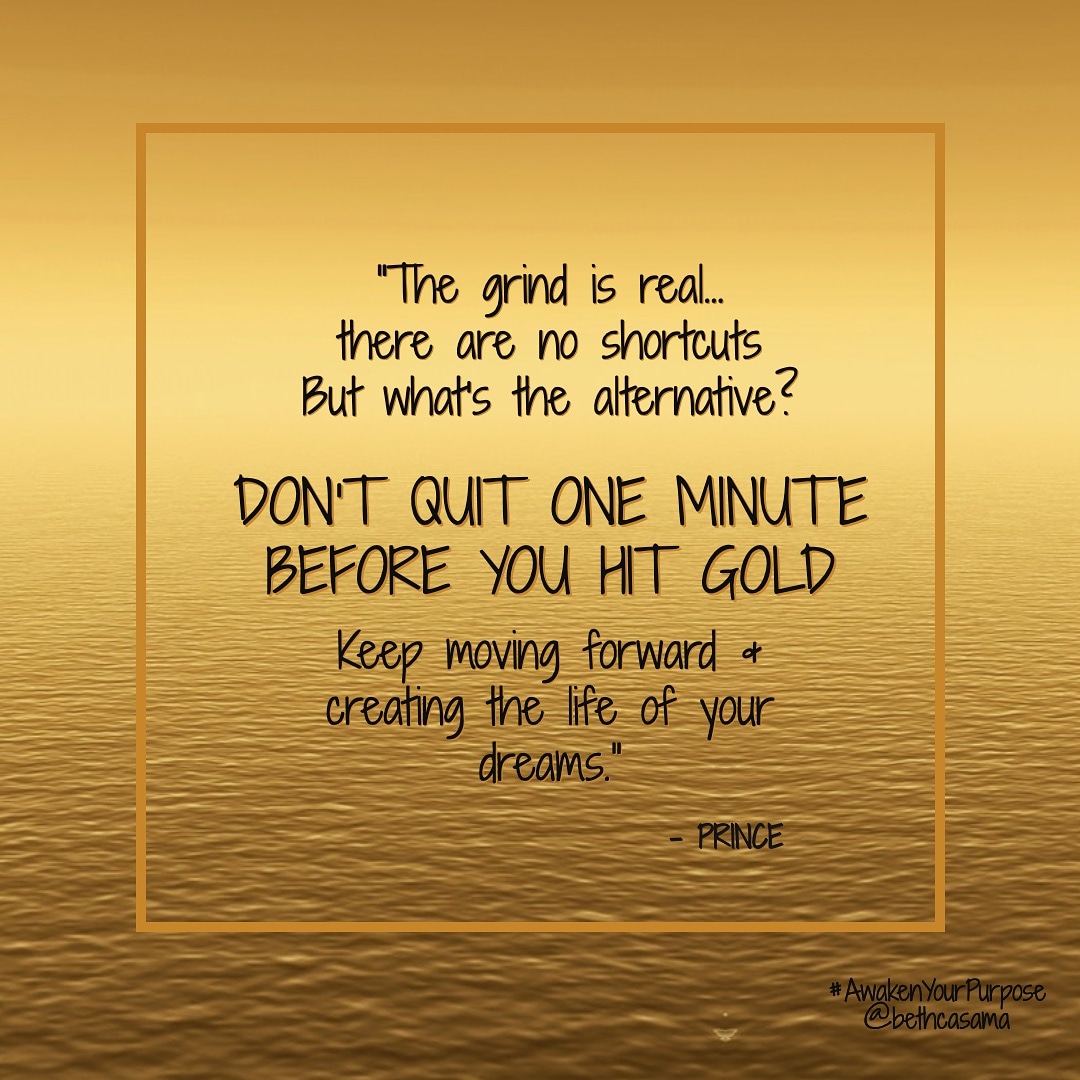 bethcasama's tweet photo. LIFE IS SHORT. MAKE IT COUNT! #Dreambig #Followyourdreams #ThursdayThoughts #Successmindset #Thursdaywisdom #Goals https://t.co/pfwHgWXX3c