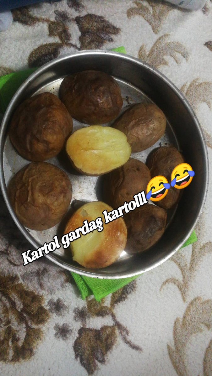 Oneee gizzz kartolmi oooo 😄😄
