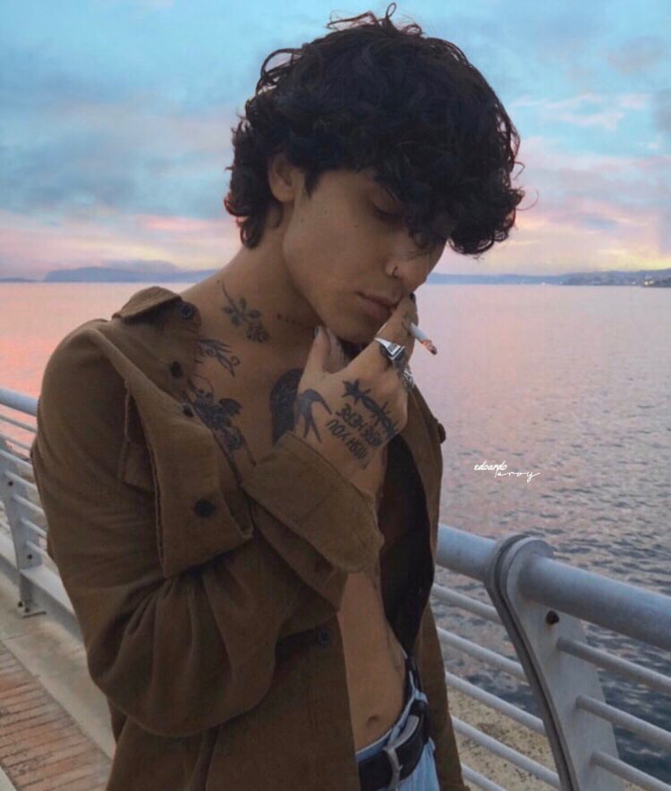 leroyhogws's tweet photo. they showing fake, let them mask the hate, still stuck on me like some masking tape I'm fresh to death like I passed away, can't stop my hustle, don't have no brakes I'm already winning, don't have to race. https://t.co/797Kek8zR7