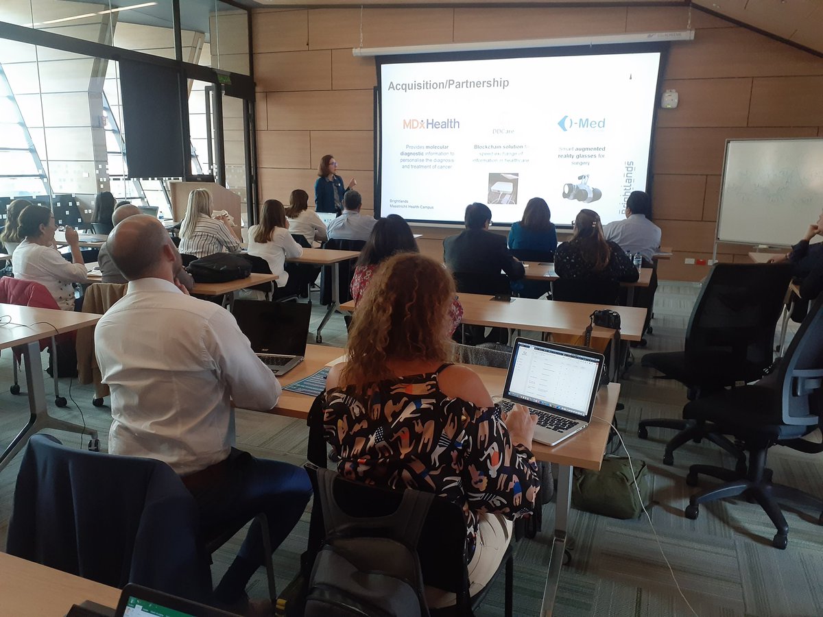 LinkYou_Project's tweet image. Iniciamos las mesas de trabajo de la tarde sobre transferencia de conocimiento para beneficio social.
Experiencias de trabajo de distintas Universidades y de empresas.
#Linkyouproject