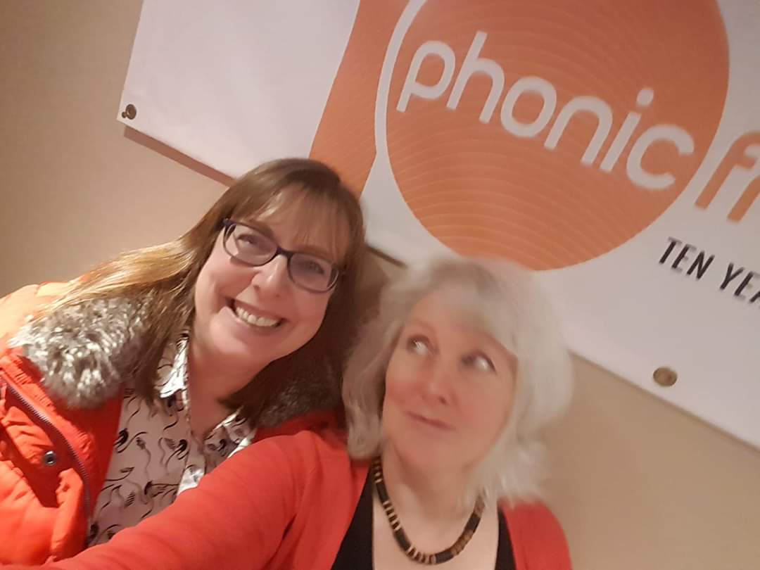 morepositiveme's tweet photo. Good evening #ExeterHour I've been on @phonicfm this week with the fabulous @CathyTowers and we've been so busy organising our first course of the year #2020 #changingpatterns @exeter_hour https://t.co/1zkXRO9fHb