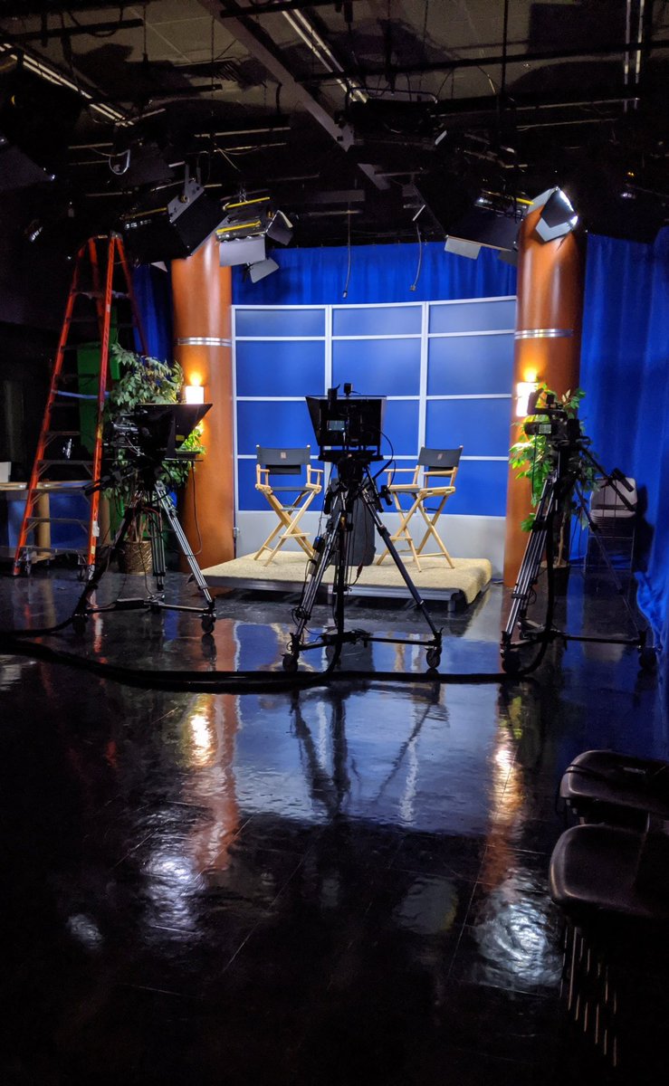 RictvStudio's tweet photo. Quiet on the set.

#tvstudio #quietonset #studio #camera #behindthescenes #studentworker #filming https://t.co/G4QlgVqdCf