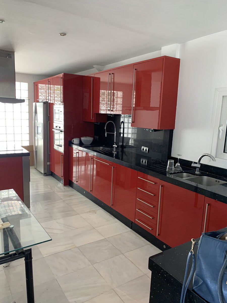 painted_kitchen's tweet photo. #Glam metallic #painted makeover will look fab when the lighting is finished 😎 a house now fit for #resale
#thebespokeapproach to kitchen refinishing @joebayleyspain @HPK4UK https://t.co/akURLjZCR5