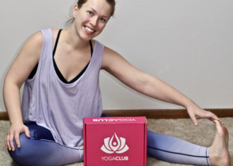 EmilyReviewsCom's tweet photo. The @yogaclubbox is a great #giftidea for women who like yoga or really are active with any form of active hobby or exercise. Come see what came in Asha's #yogaclubbox. We also have a #discount code for you! #ad #yogaclub #giftsforwomen https://t.co/YejiyMWcWF https://t.co/vPbpilVNvx