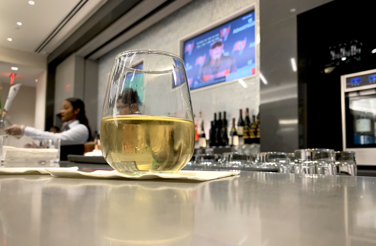 BNicholas's tweet image. ... And so begins Vegas.

#LiquidProtection