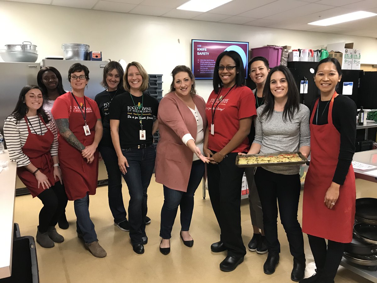 foodbankSJ's tweet photo. COOKING WITH CARLY: Thank you to the Courier-Post's @cpsj Carly Romalino for touring the Food Bank of South Jersey with our CEO @FredWasiak and cooking in our kitchen with our Health &amp; Wellness Team. #CookingwithCARLY #FeedingSouthJersey #FoodBankSJ #CourierPostCarly https://t.co/rnQWYnJLwC