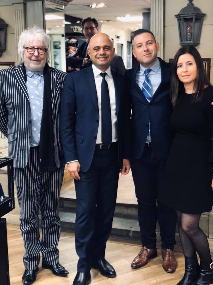 Great to see local jewellers @SteffansUK supporting @Conservatives today with a special birthday boy @sajidjavid #50🙌 and our very own parliamentary candidate @ALewerMBE .