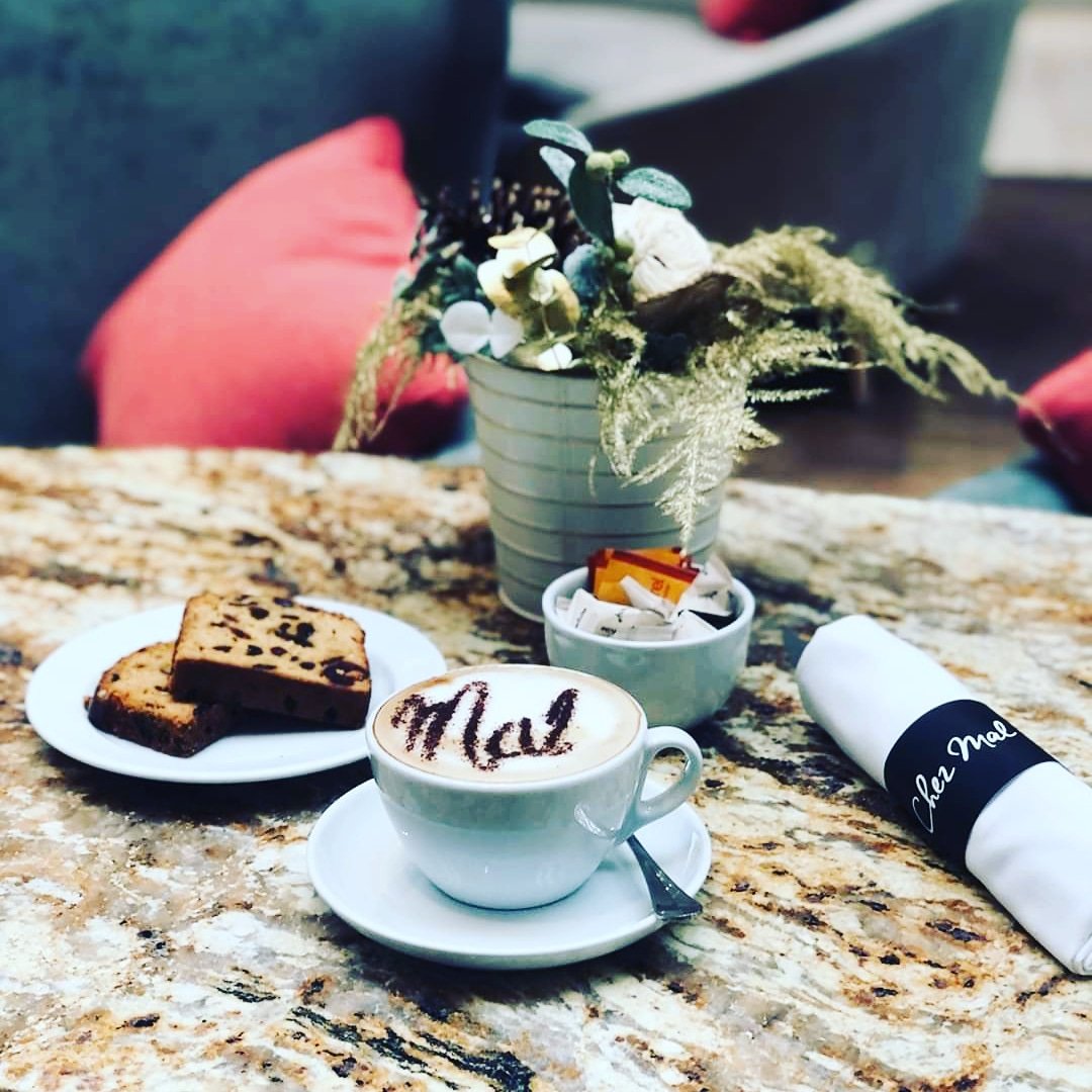 dinehub_bham's tweet photo. NEW 》》》 @MalmaisonHotels have launched a new concept, MalBox.
They have transformed the existing deli in the @Mailboxlife Urban Room into a brand-new service.
Serving up the best of #ChezMal, the new hotspot offers a selection of cakes, pastries, salads and drinks. 🍰☕ https://t.co/8Yyxgltk1X