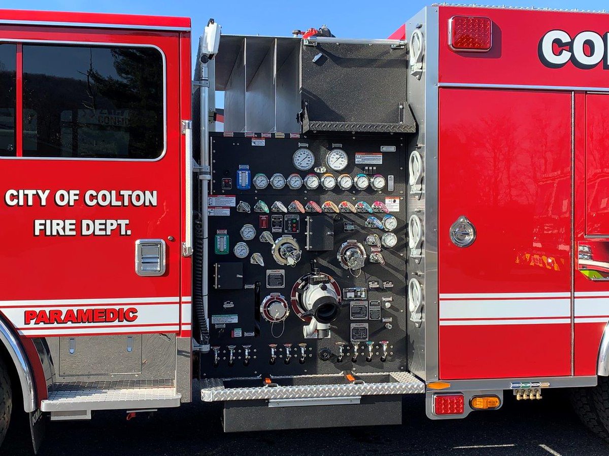 KMEFire's tweet photo. Thank you City of Colton Fire, CA for choosing #KME for your Severe Service Pumper. This rig carries 500 gallons of water and 20 foam with a 1500 gpm Single Stage Pump and FoamPro 2001 Foam System. #kmeca #kmepride #kmestrong #kmeworks4u #kmefireapparatus https://t.co/y9KoE1S5bJ