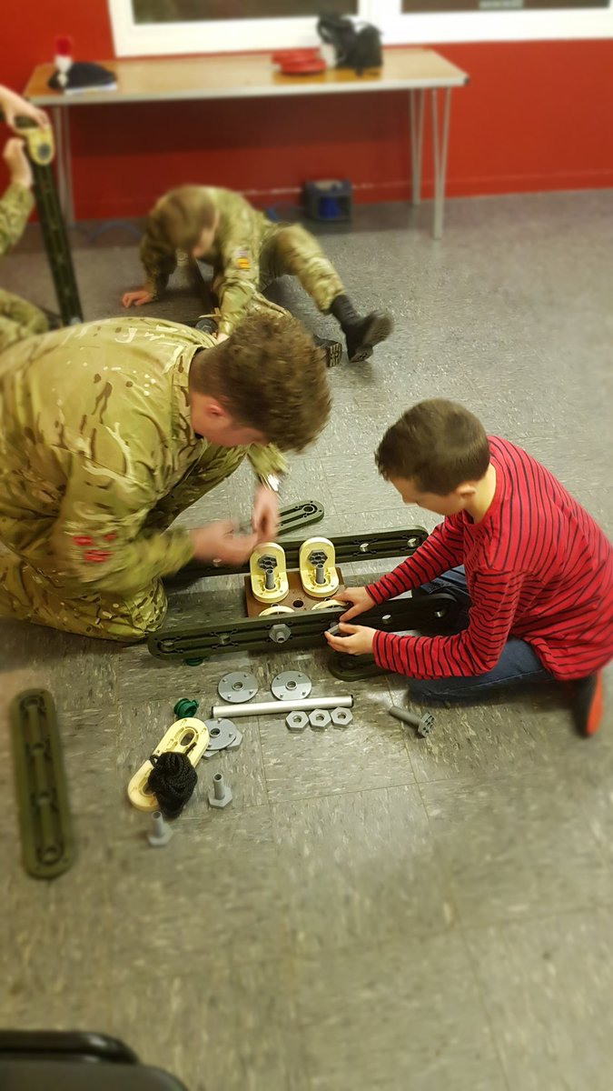 STEM in action at Broomhill Detachment tonight! #STEM #STEMinaction #acf @nacfpro <a href="/RSM_FrimleyPark/">RSM Frimley Park</a> <a href="/bigphilcampion/">BIG Phil Campion</a>