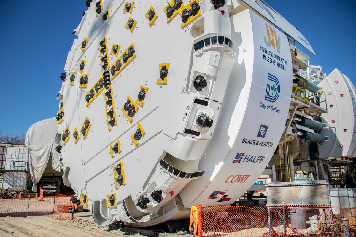 wearehalff's tweet photo. Stormwater drainage relief is coming to Dallas! The Mill Creek Tunnel is the largest tunnel currently under construction in the US, and Halff provided #engineering, #architecture, #surveying, #environmental and #rightofway services. Read more: https://t.co/5HulK5rc4w https://t.co/VPPZ9IDndm