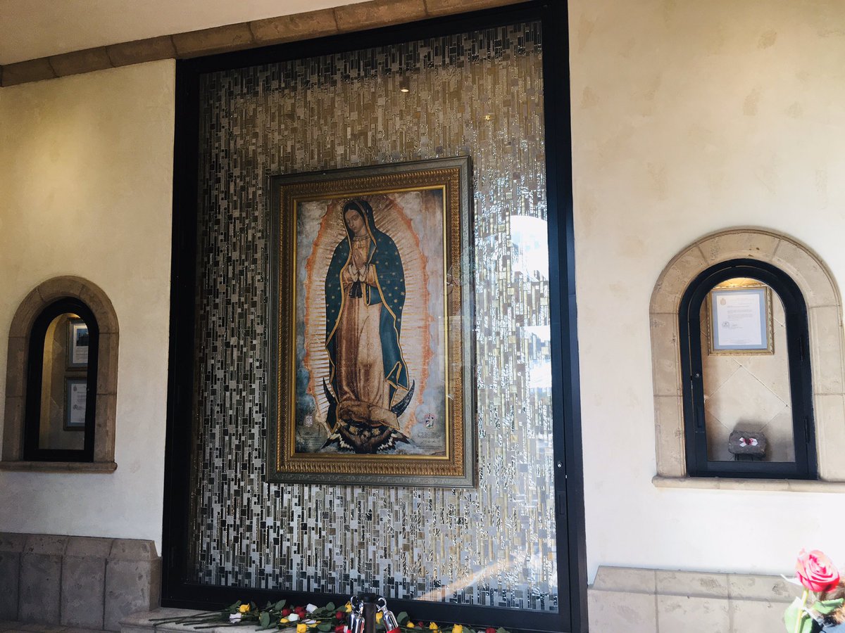 mamanoticias's tweet photo. Honra tu fe y tu herencia con el legado del nuevo mausoleo en honor a nuestra Señora de Guadalupe de @RoseHillsMP #LaVirgenRoseHills #ad https://t.co/FLtzvTY0k6