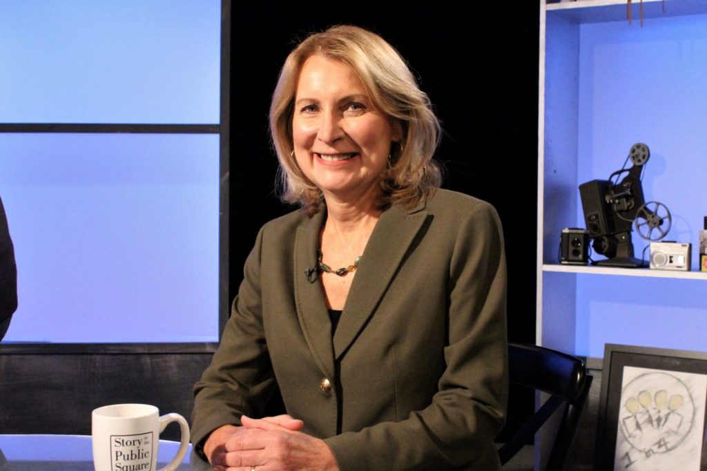 pubstory's tweet photo. Join @JMLudes &amp; @gwaynemiller this week on "Story in the Public Square" @pubstory as they host @lalessing, professor of social work &amp; author of "Behind from the Start: How America's War on the Poor is Harming Our Most Vulnerable Children." Find air times: https://t.co/VQhbuYd7z4 https://t.co/x10T83Mdxp