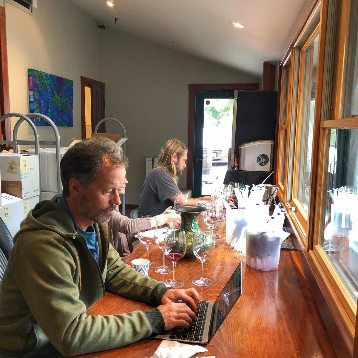 bigbasinwine's tweet photo. Tasting through 2018 Pinots. #pinotnoir
#wine #lovewine #santacruzmountains #santacruzmountainswine #scmwa #scmwine #bigbasin #bigbasinvineyards https://t.co/7Qz1YUCZu5