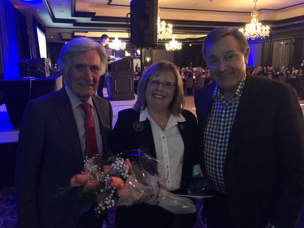 bhgrekansascity's tweet photo. Congratulations to our own Cindy Cunningham for winning @KCRAR Realtor of the Year! #KCRAR #BHGREKC #Award #Celebration #RealEstate https://t.co/5rC4xqUglO