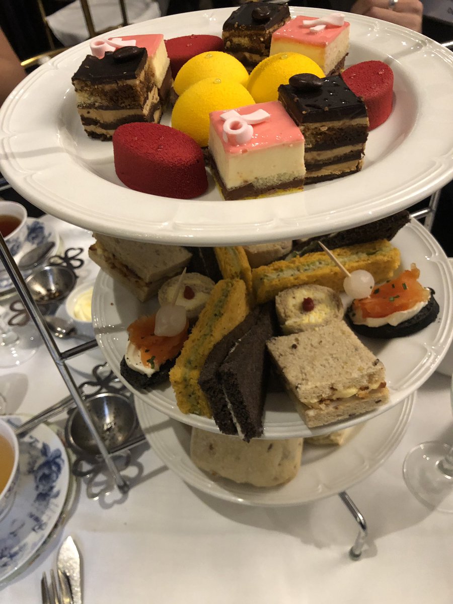 IWIRC Ontario Network enjoying the 2nd Annual Holiday High Tea Event!