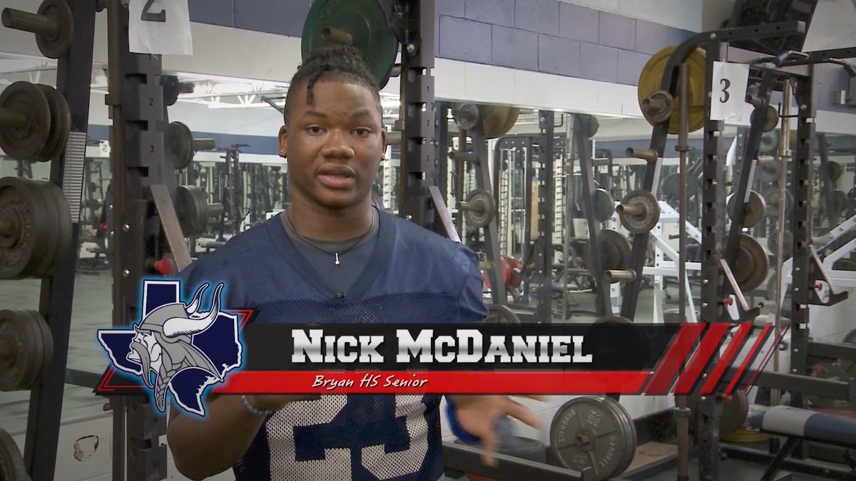 DarrylBruffett's tweet photo. Coming up at six on @KBTXNews we'll head up the street to Bryan High School to congratulate Nick McDaniel as our newest American Momemtum Bank &amp; @kbtxsports Classroom Champion. @BryanISDSports https://t.co/LBx56WSwN0