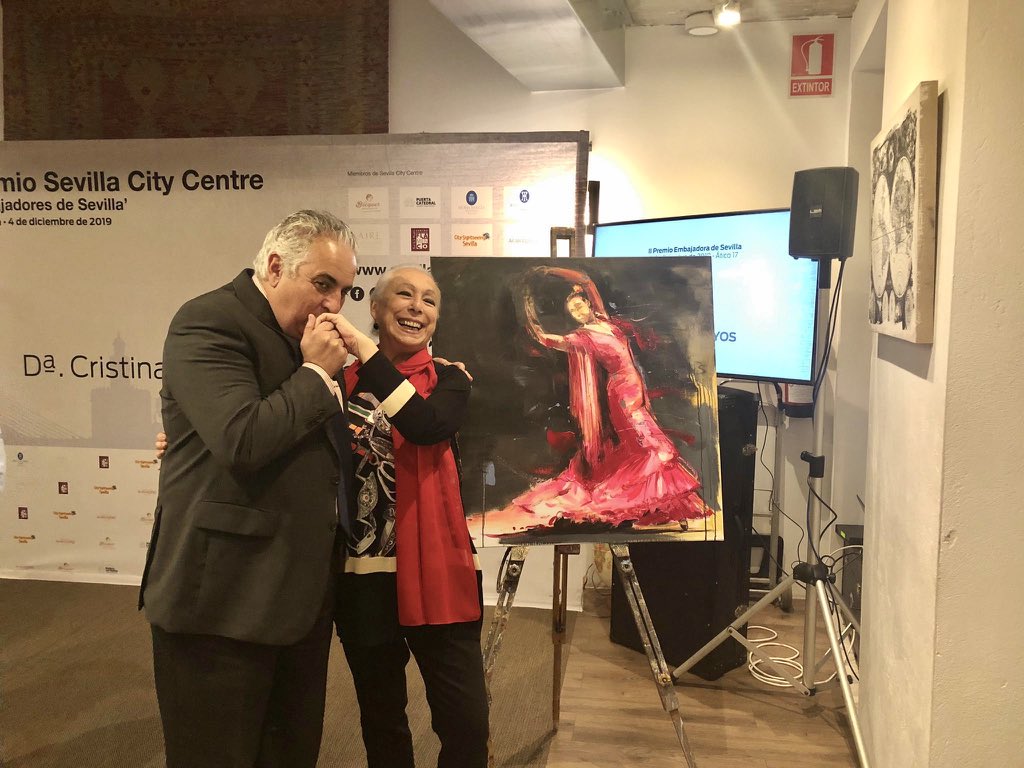 Hotel Doña María tweet media