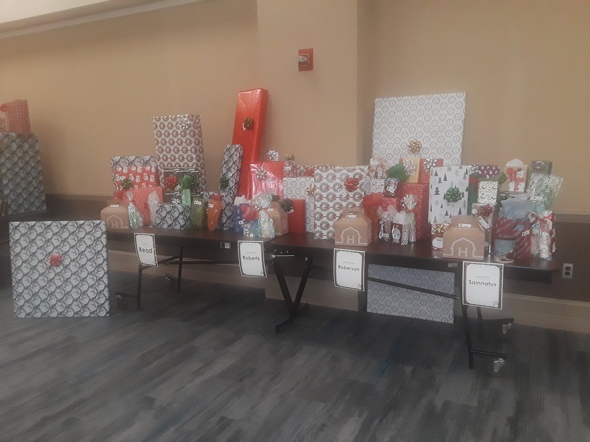 WakeTechFBF's tweet photo. Getting ready for our Annual Holiday Party tonight @waketechcc. A big thank you to all of Santa's Elves who came to assist us with wrapping gifts yesterday! We appreciate you!!! #wtccfoundation https://t.co/hHK8NFtukM