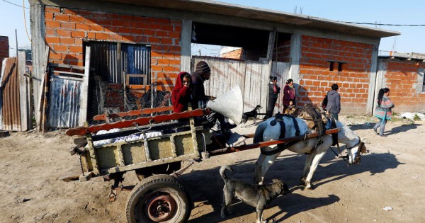 sitioandinomza's tweet photo. Según la UCA, la pobreza en la Argentina llegó al 40,8% y es la más alta de la década https://t.co/Cs448CqR4a 👈 Más información. https://t.co/2JjdO0sC52