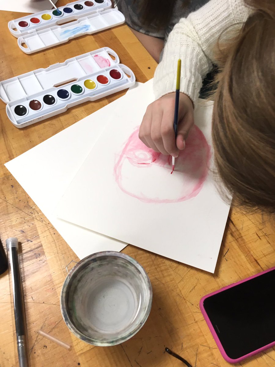 NathansonTed's tweet photo. Chasing Leonardo part 2! Moving from charcoal to watercolor with different color schemes. You’ll see: monochromatic, complimentary and analogous colors. #noms https://t.co/kGomz7V1Il