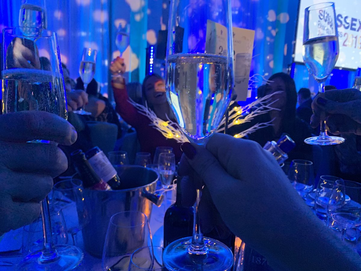 Ridgeview Wine tweet media