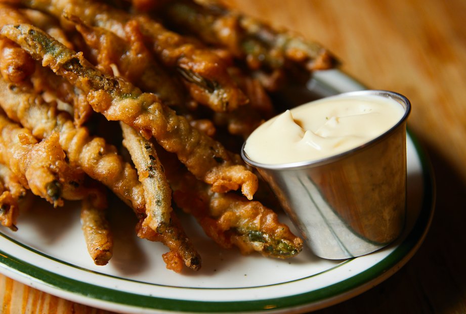 Our Beer Battered Green Beans are good...but with our Garlic Aioli they're even better 😍
-
#phillyfoodie #phillyfood #eaterphilly #phillyfoodies