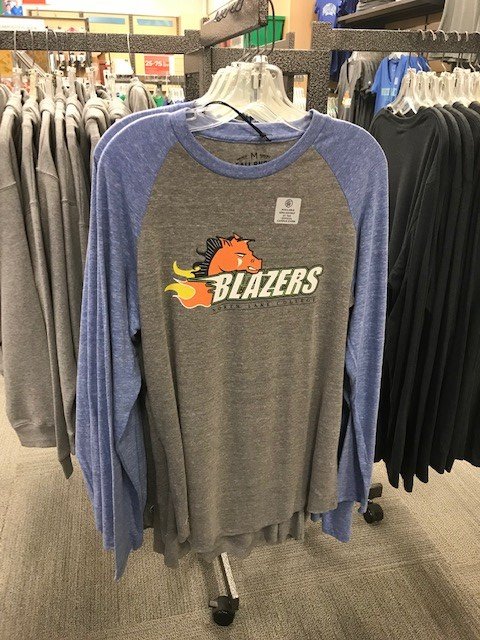 SingleyECHS's tweet photo. Checked out the North Lake College bookstore today!  Can't wait to visit with Singley Collegiate Academy Scholars!🔥🔥#FutureBlazers @northlakenow @SingleyAcademy https://t.co/bclXbWBeX0