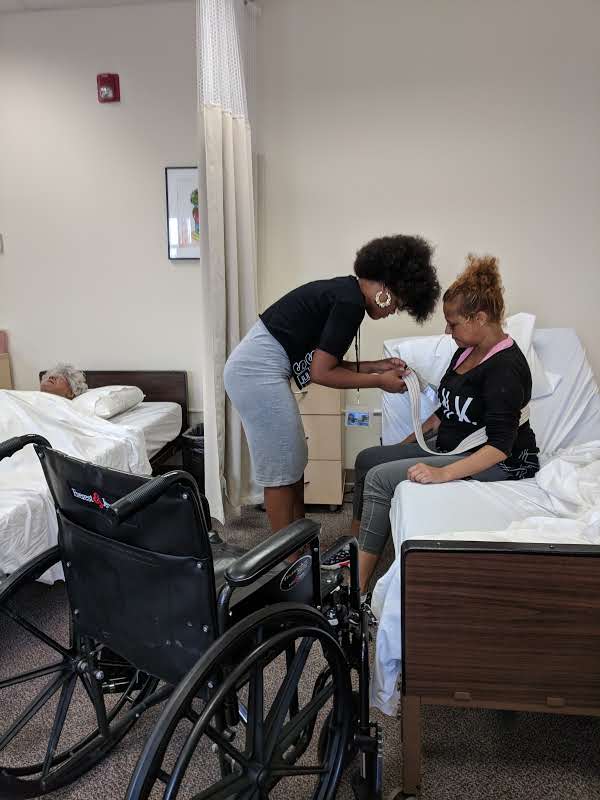 SCCCWFDCE's tweet photo. Check out how our HPOG program helps people start new careers with a "family-sustaining job in healthcare" at @SUNYSchenectady.  @Comm_College @HPOGProgram #wkdev https://t.co/Z7Nxnjhqnl https://t.co/yRvuErwtVL