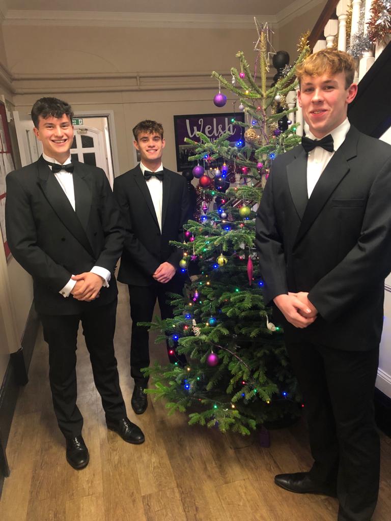 #shiplakewelsh out to enjoy #shplakerugby dinner. Hope its a good evening.