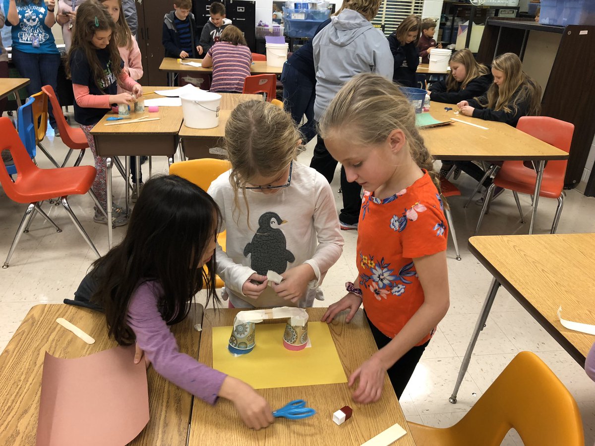 FensHolly's tweet photo. Steam-Team2020! Way to go- what a great start! @FensHolly @cwalker1108 @teachingbubbles @obgSTARS https://t.co/CvayQGJlBl