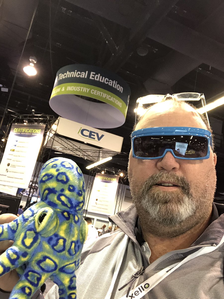klajoie30's tweet photo. #VISIONCTE19 #ArmYourCS @Certiport https://t.co/pPTsDTcqXz