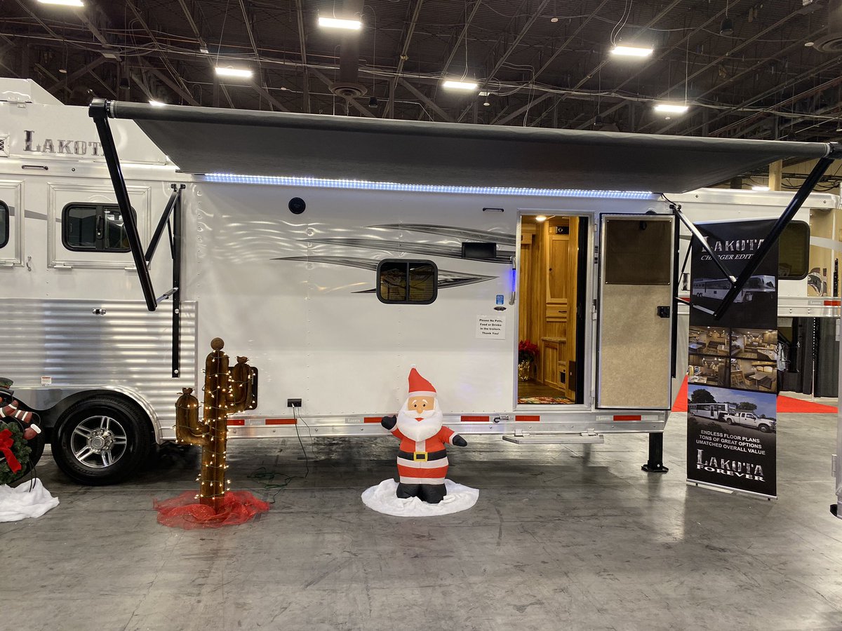 LakotaTrailers's tweet photo. Viva La-kota! 🎤 NFR is officially underway! 

Check out our setup with Bishop's Trailer Sales inside Mandalay Bay! 🔥 https://t.co/CmDblsDXJD #LakotaFOREVER #LakotaTrailers #HorseTrailers #StockCombos https://t.co/taQ55eJkUx