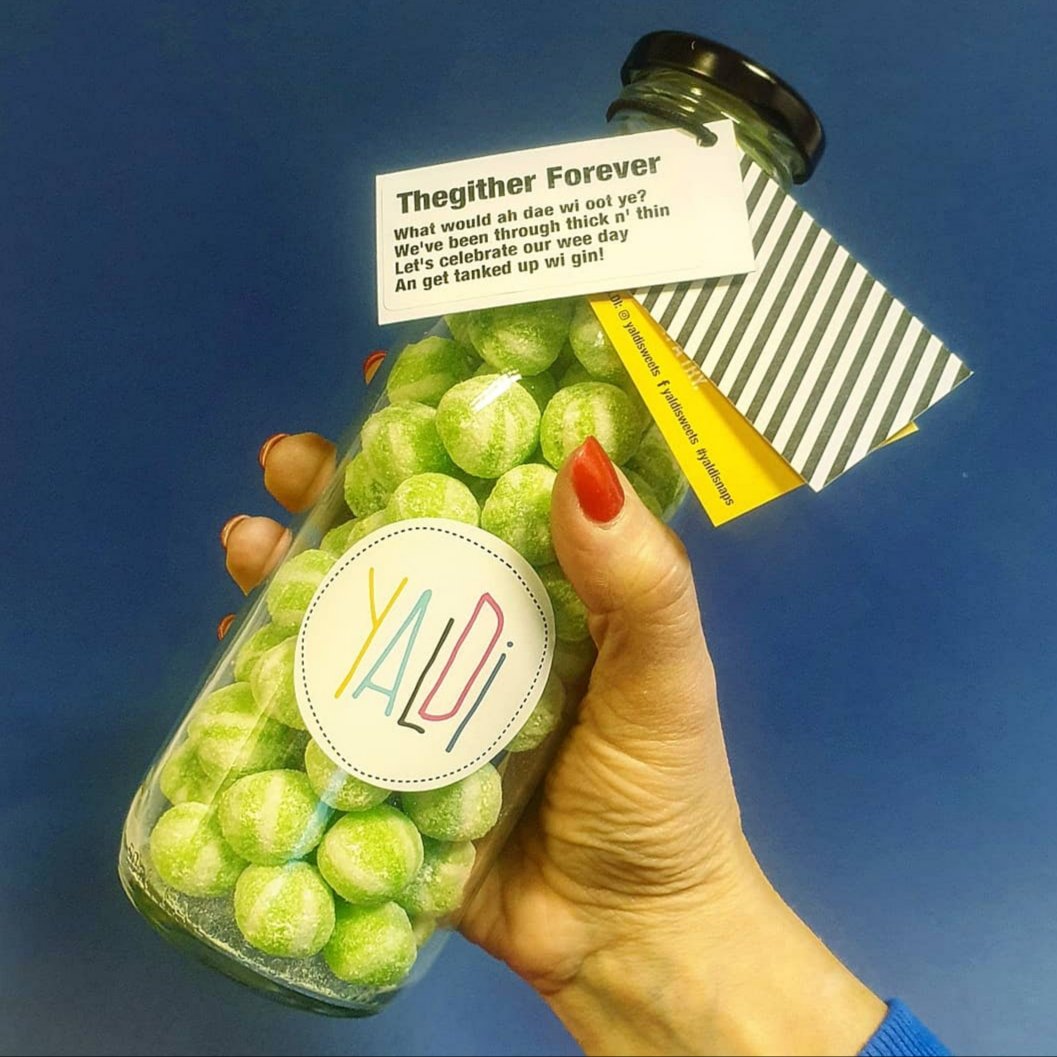 yaldisweets's tweet photo. Gin n Tonic Sweeties! Share these wi the wee belter in yer life! Check oot oor range of boozy baws @ https://t.co/O9FvDhcA1O

#gingifts #weebelter #boozefree #yaldi #ilovegla #scottishsweets https://t.co/Tz4x3JdNIX