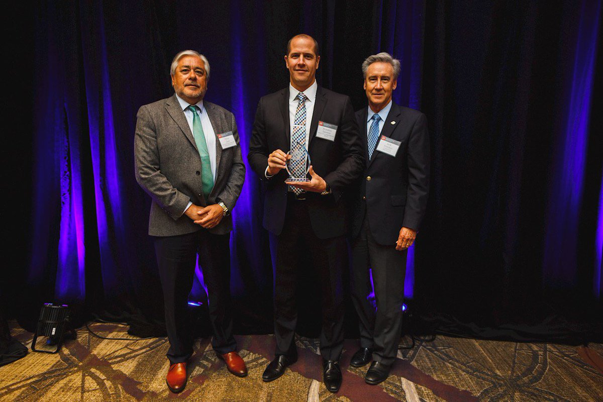 ABBenChile's tweet photo. ABB fue reconocido por Bechtel como el mejor proveedor en 2019 por su contribución excepcional a los proyectos de la multinacional. El reconocimiento fue entregado en la ceremonia anual de sus “Supply Chain Awards” en Reston, Virginia (EE.UU.) Más info. https://t.co/QSPIv0xykQ https://t.co/Qg1cr8LsC9