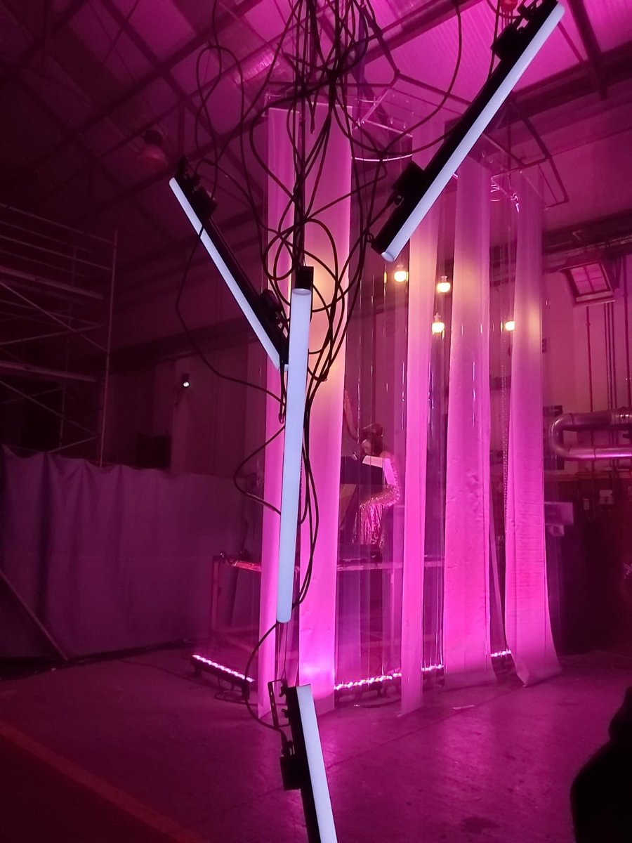 SpringboardCom's tweet photo. Something special this evening to celebrate midwinter from @CorkMidsummer &amp; @NsfIreland with the new immersive, site-specific experience #TheBoundariesBetweenUsEndure, conceived and directed by Midsummer’s new artist-in-residence @de_Paor  ❤️#MidwinterMagic #CorkLike https://t.co/fE0dJf9iCQ