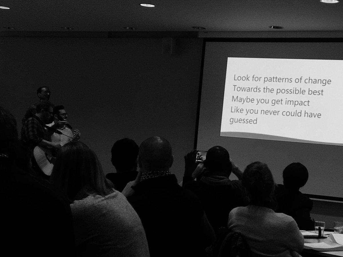 zeynepbaserk's tweet image. 🎶Değişimin mümkün olan en iyi motiflerini ara, 
Belki orada hiç tahmin etmediğin bir #etki bulacaksın.

🎶Neyi, kime kesin olarak atfedebilir ki insan? Etki dediğin bir çok kişinin emeğinin ortak ürünü.

#Outcomemapping kış okulu biterken, #impactblues söyledik #sosyaletki